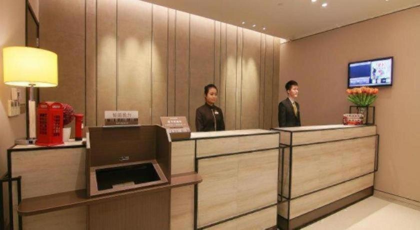 Zhangjiang Guanglan Road Metro Station 3*